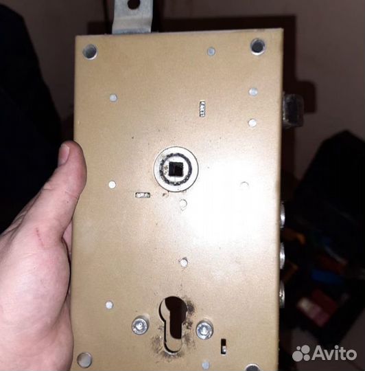 Вскрытие замков / установка, замена замков,личинок