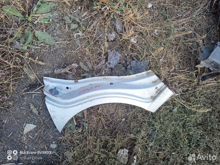 Хендай акцент закат крыла заднего правого