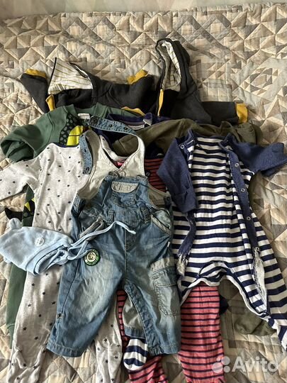 Продаю пакетом вещи
