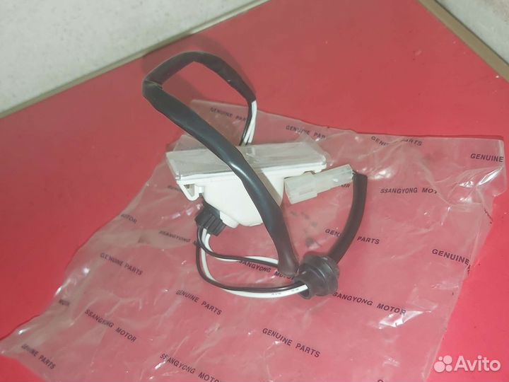 Фонарь подсветки номера Ssang Yong Kyron 05-12