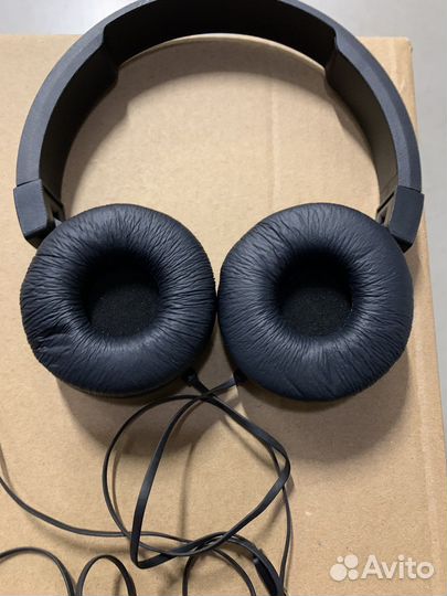 Проводные наушники JBL черные