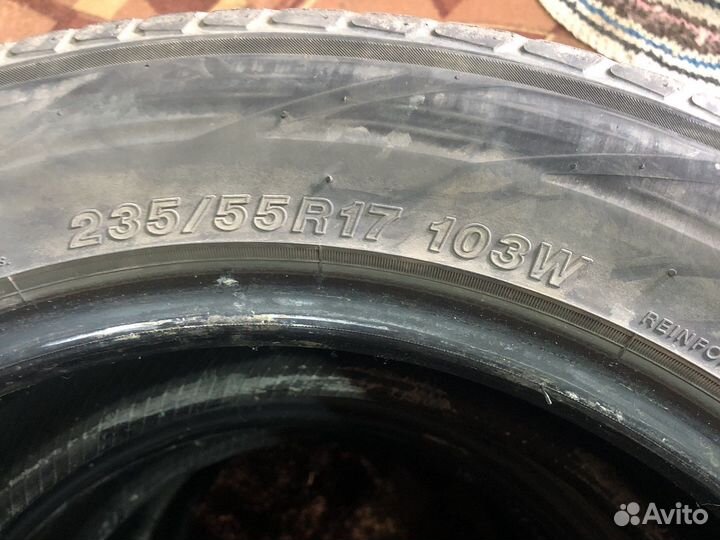 Yokohama Advan ST V802 235/55 R17