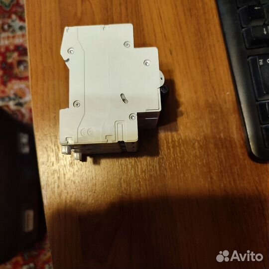 Автоматический выключатель Legrand