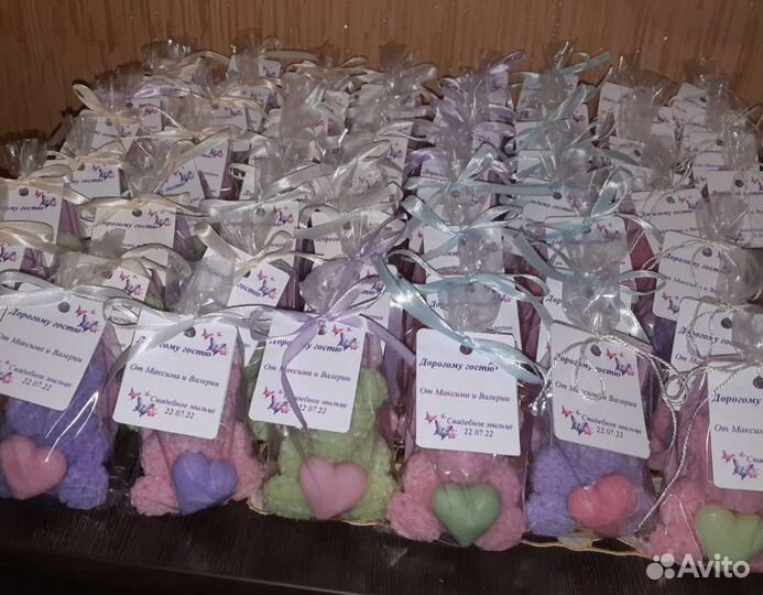 Мишка в розочках (мыло)