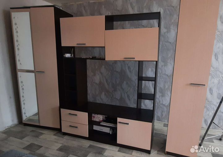 Стенка в гостиную бу