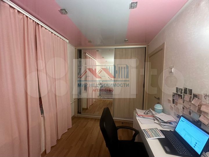 3-к. квартира, 50 м², 5/5 эт.