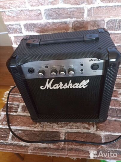 Гитарный комбоусилитель Marshall