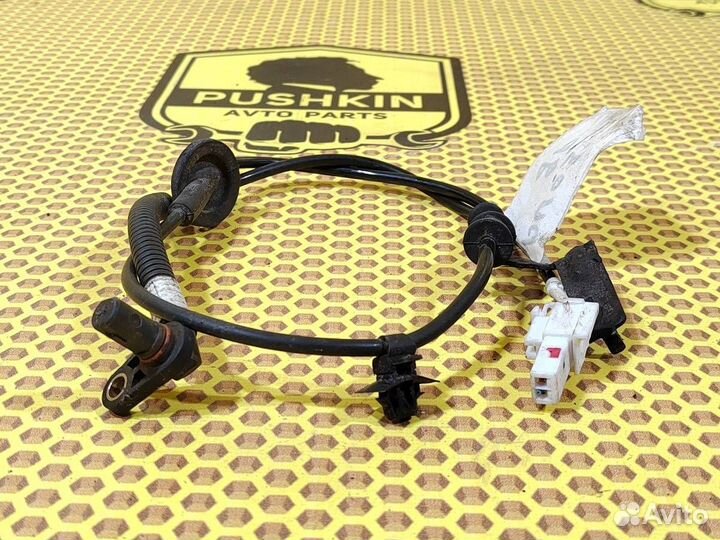 Датчик ABS задний правый Kia Rio QB G4FC 2 013