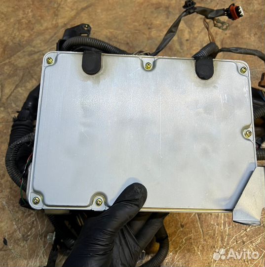 Блок управления и проводка двс 82121-3A341B Aristo