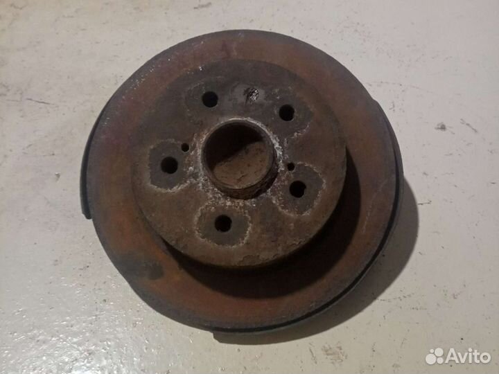 Ступица задняя левая Suzuki SX4 2010