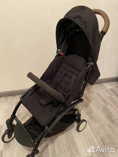 Прогулочная коляска yoya