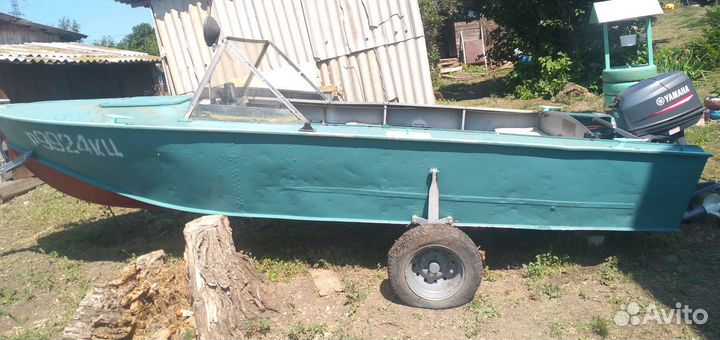 Моторная лодка Прогресс 4