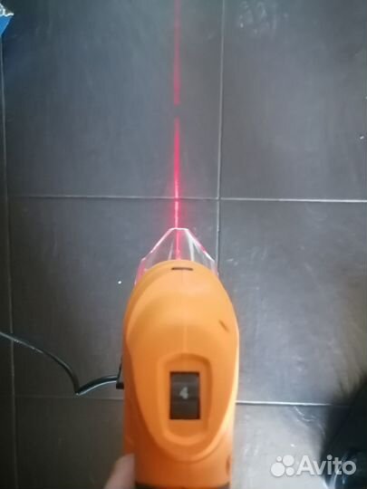 Электролобзик DeFort DJS-710N-L, 710 Вт