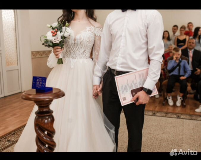 Свадебное платье