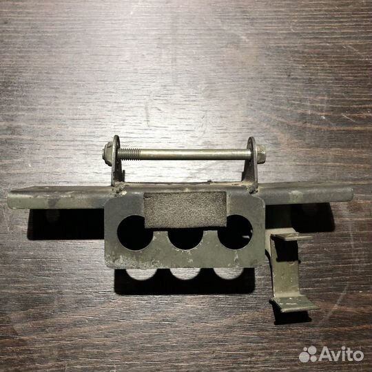 Кронштейн бака для suzuki hayabusa gsx1300r 03