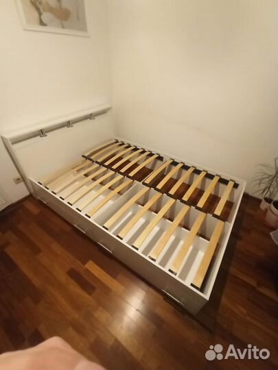 Кровать с матрасом