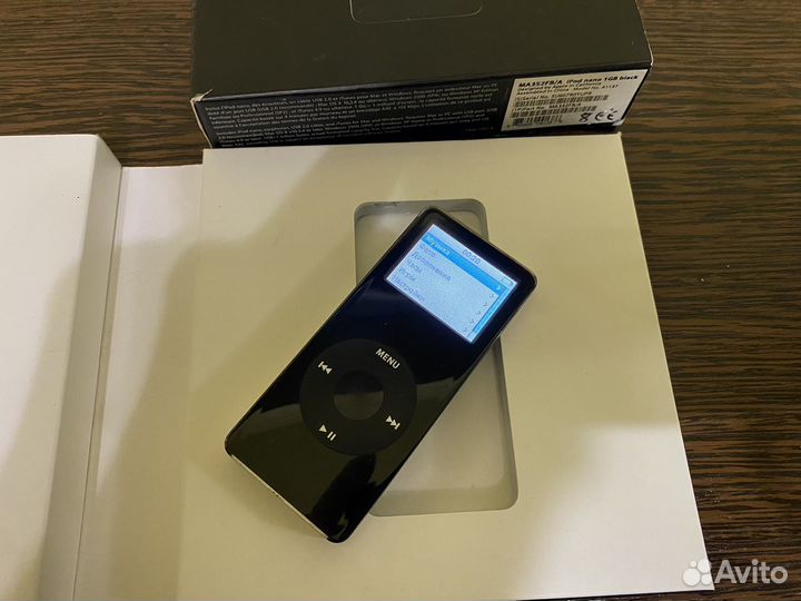 Плеер Apple iPod Nano 1-st 1gb