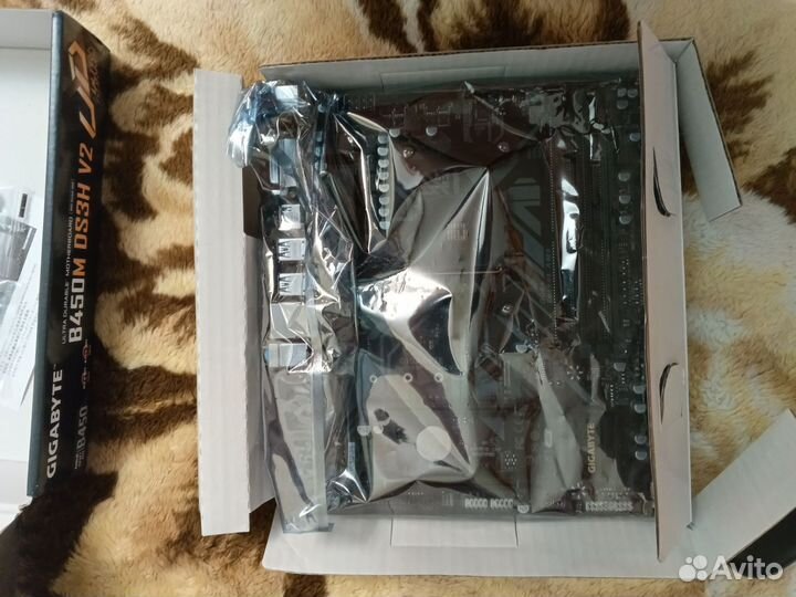 Материнская плата am4