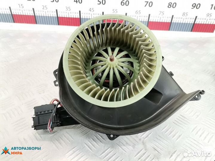 Моторчик печки Skoda Fabia (6Y) 2000 6Q1820015H