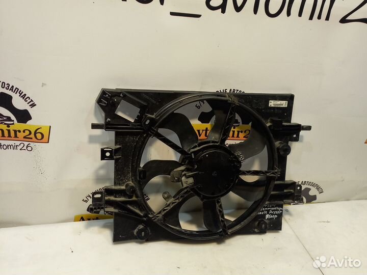 Дифузор с вентилятором Renault Duster