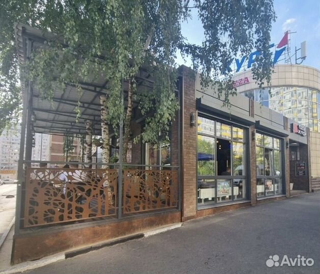 Продам кафе возле метро