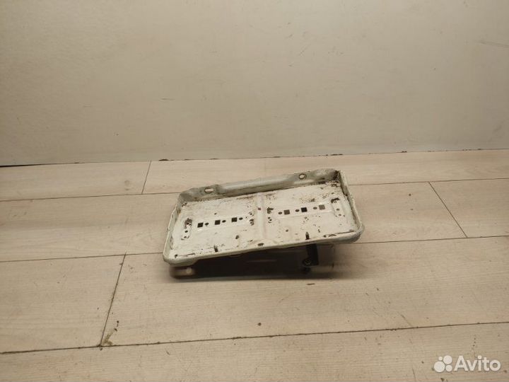 Площадка под акб Mercedes Sprinter W909