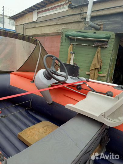 Продам лодку, Риф Тритон 420