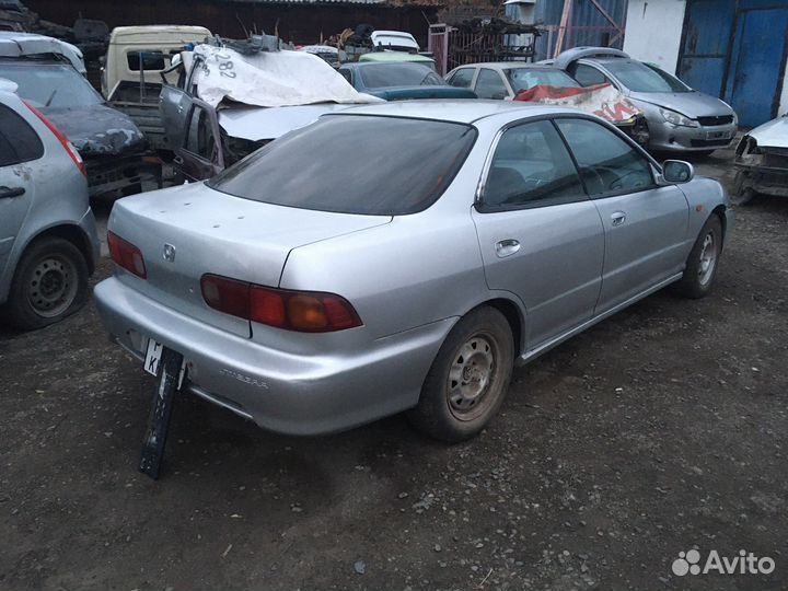 Honda Integra db6 разбор по запчастям