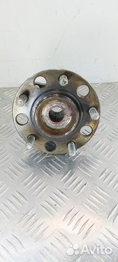 Ступица задняя Mitsubishi Outlander Xl