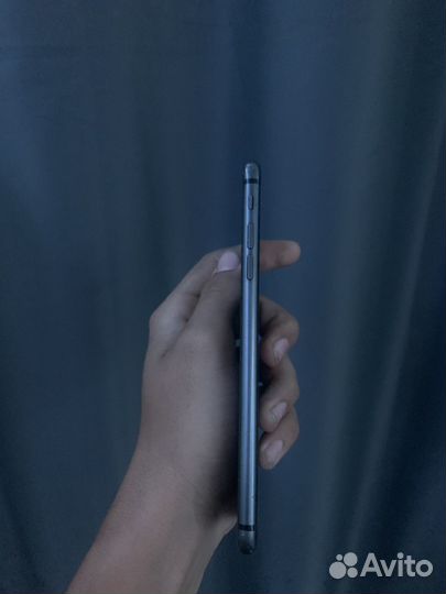 iPhone 8 Plus, 64 ГБ