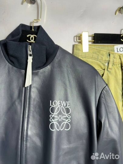 Кожаная куртка Loewe