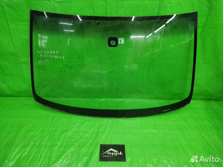 Стекло лобовое Volkswagen Touareg 2002-2010