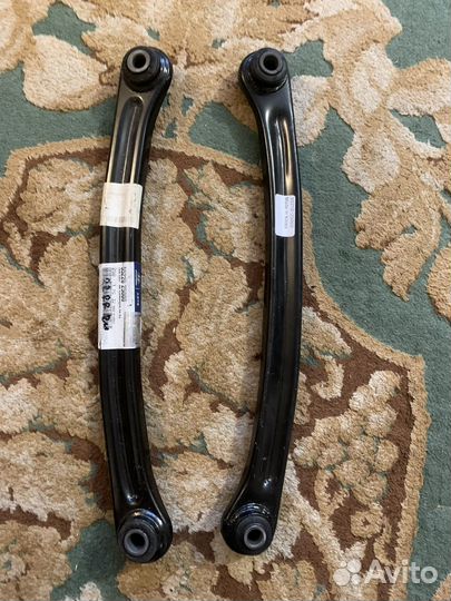 Рычаги поперечные задней подвески Hyundai Accent