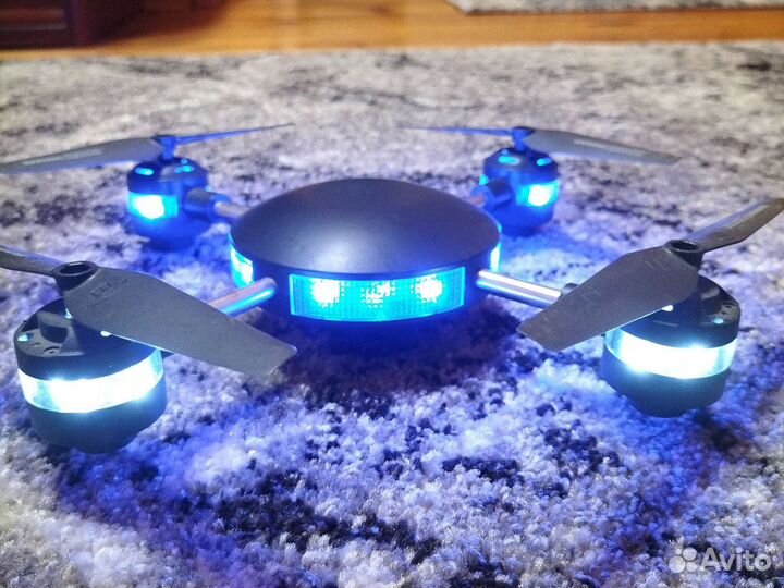 Квадрокоптер с камерой