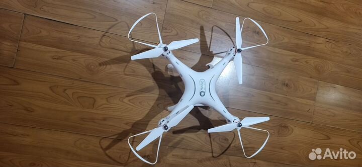 Продам коптер X8 PRO новый