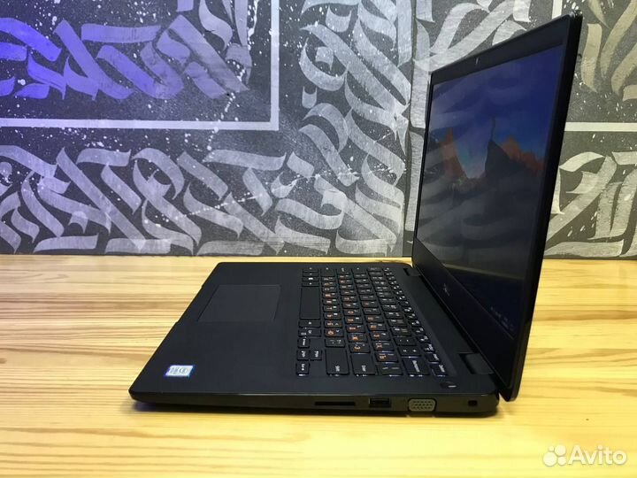 Почти новый ультрабук Dell i5/SSD M2/8gb/Full-HD