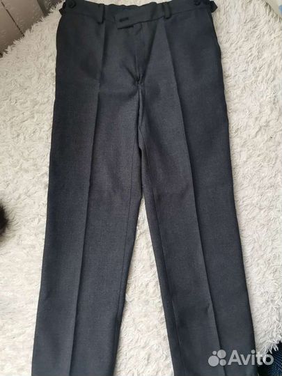 Продаю школьную форму