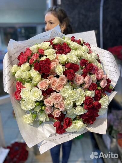 Букет 51 Кустовая Роза. Цветы с Доставкой