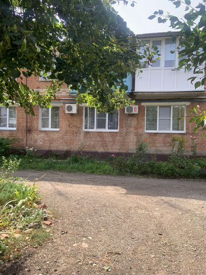 3-к. квартира, 65 м², 1/2 эт.