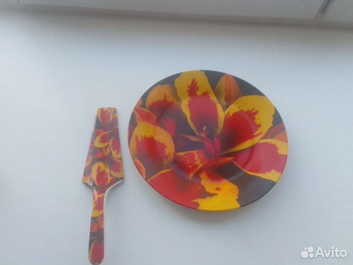 Блюдо для торта с лопаткой