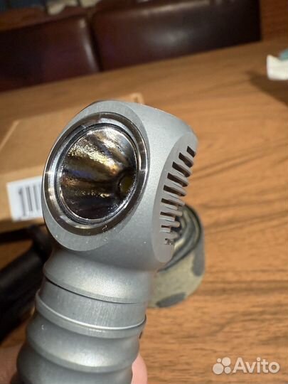 Налобный фонарь Zebralight H600w II