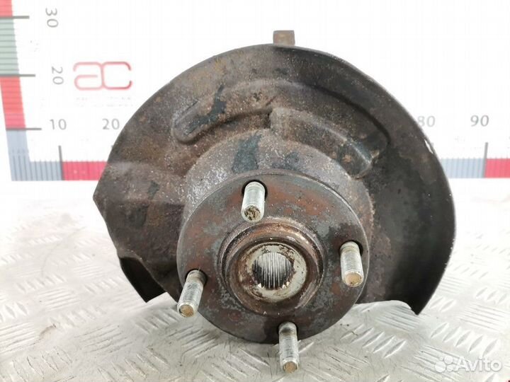 Ступица передняя правая Mitsubishi Colt 5 (CJO)