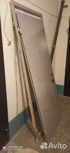 Дверь входная металлическая