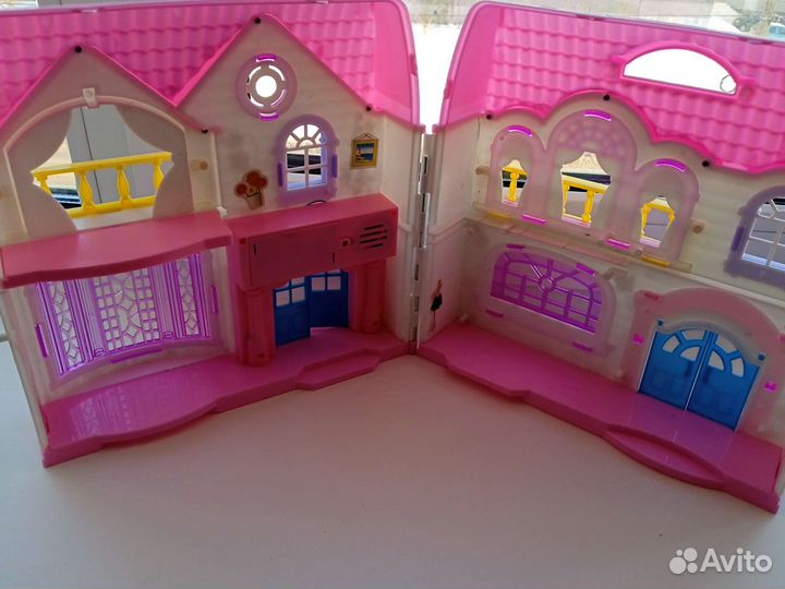 Домик кукольный с музыкой +мебель