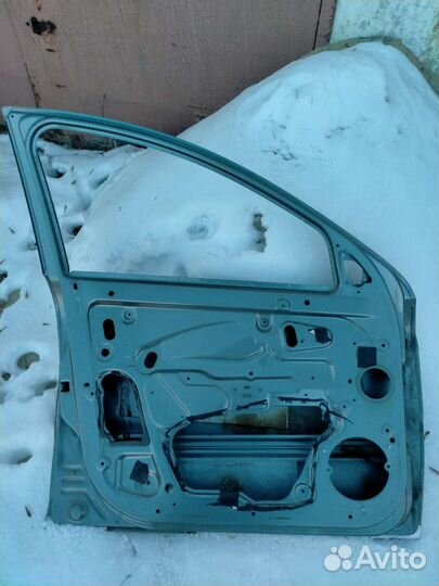 Дверь ваз vesta