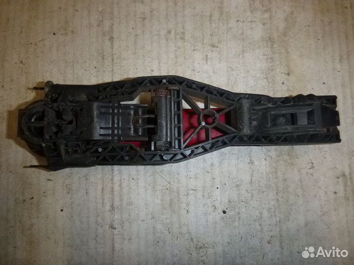 Ручка двери задней наружная правая skoda octavia 1