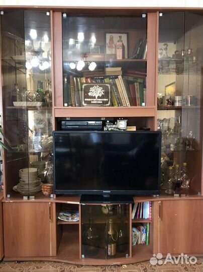 Мебель в зал стенка бу