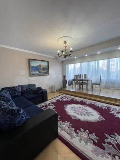 2-к. квартира, 100 м², 4/13 эт.