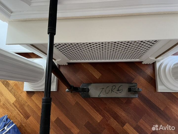 Трюковой самокат Tech Team Zorg 2022