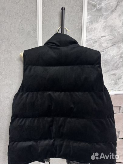 Жилетка женская безрукавка